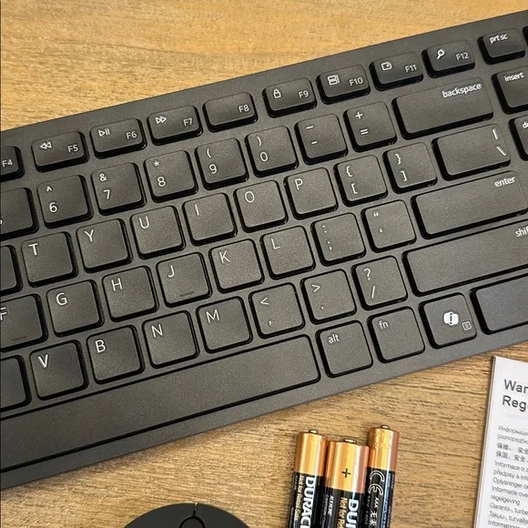 Dell Black Wireless Keyboard and Mouse Combo - Picture 3 of 16